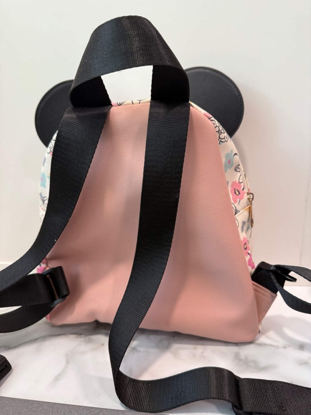 Disney BioworldMinnie Mouse pastel floral mini backpack - Picture 2 of 7